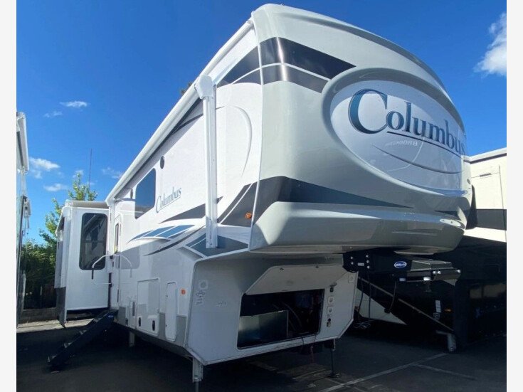 Thumbnail Photo undefined for New 2022 Palomino Columbus Compass
